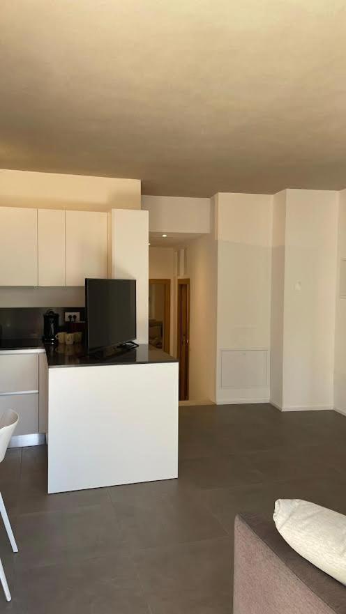 Api Tenna Apartments Glicine 1 Luaran gambar