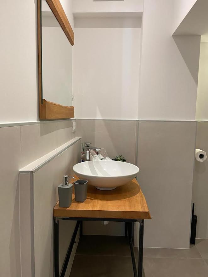 Api Tenna Apartments Glicine 1 Luaran gambar